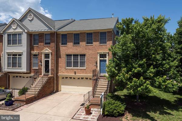 6250 DUBIN DR, Alexandria, VA 22310