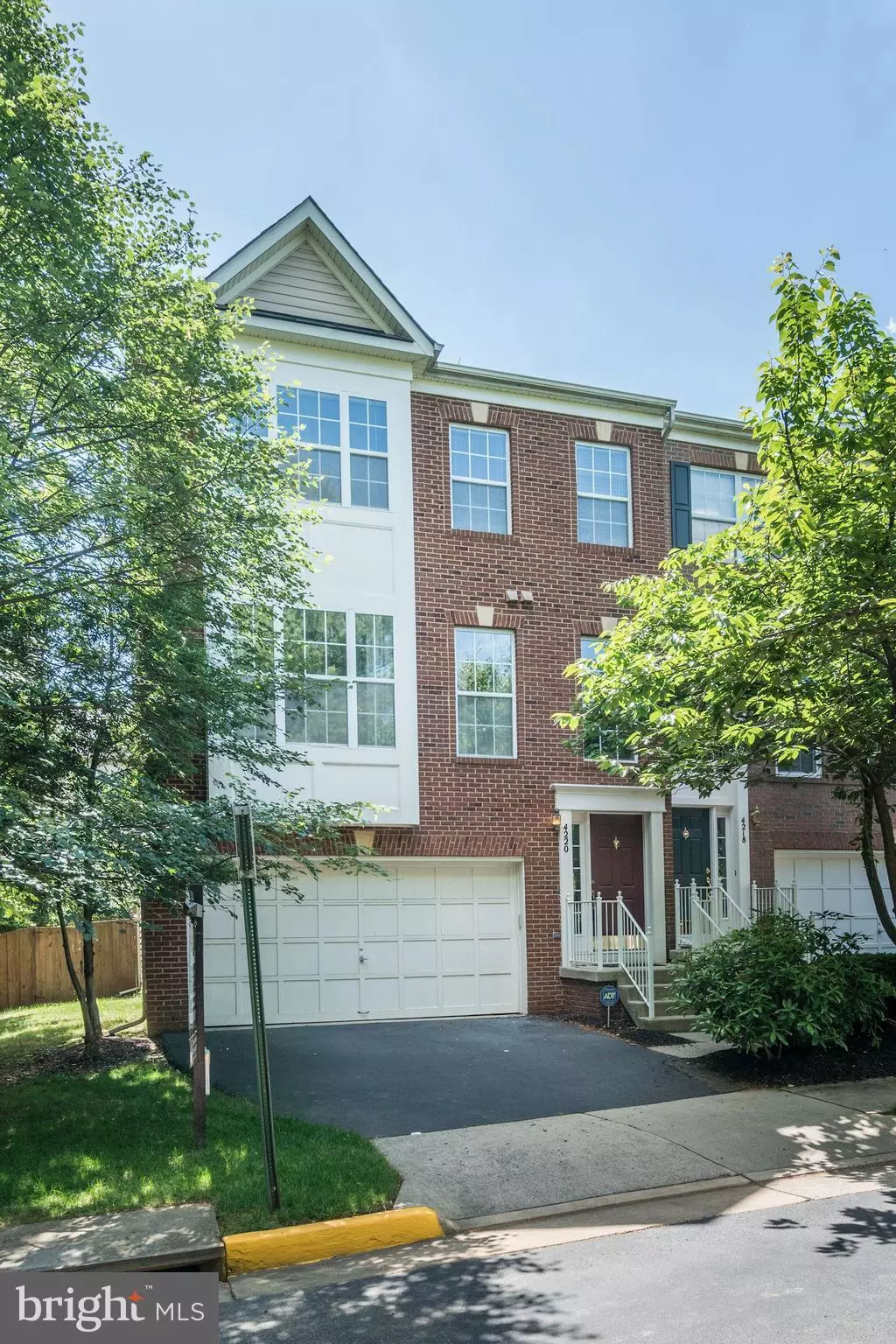 Fairfax, VA 22033,4220 VERNOY HILLS CT