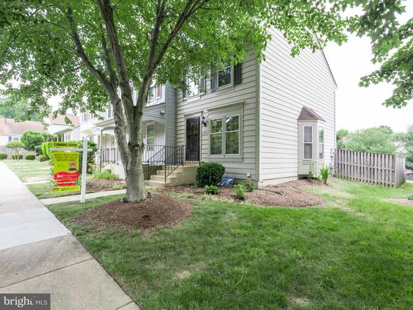 2960 KINGS STATION CT, Alexandria, VA 22306