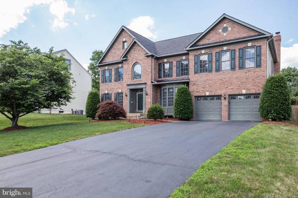 5602 WILLOW CROSSING CT, Clifton, VA 20124