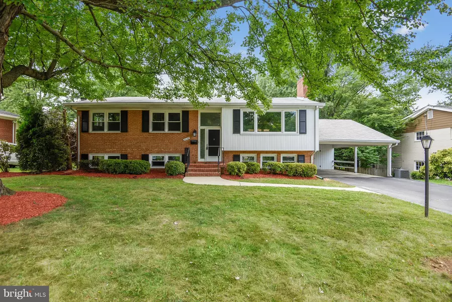 6449 DRYDEN DR, Mclean, VA 22101