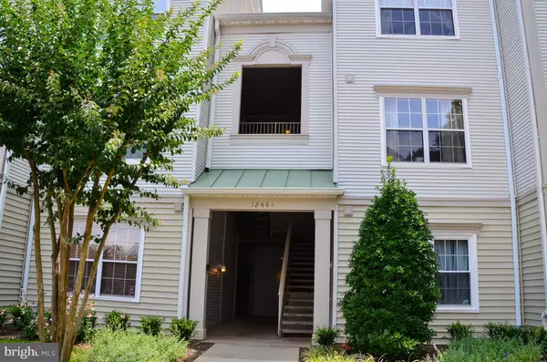 Fairfax, VA 22033,12461 HAYES CT #102