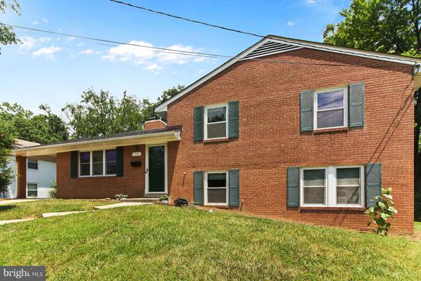 7204 DONCASTER ST, Springfield, VA 22150