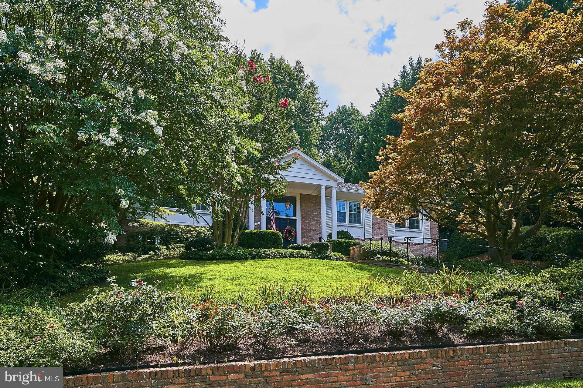1431 WOODACRE DR, Mclean, VA 22101