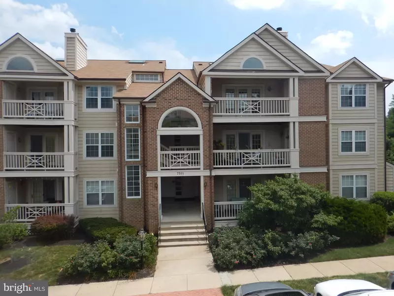 7511 ASHBY LN #L, Alexandria, VA 22315