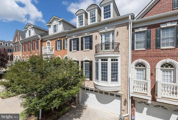 7718 SPOLETO LN #52, Mclean, VA 22102