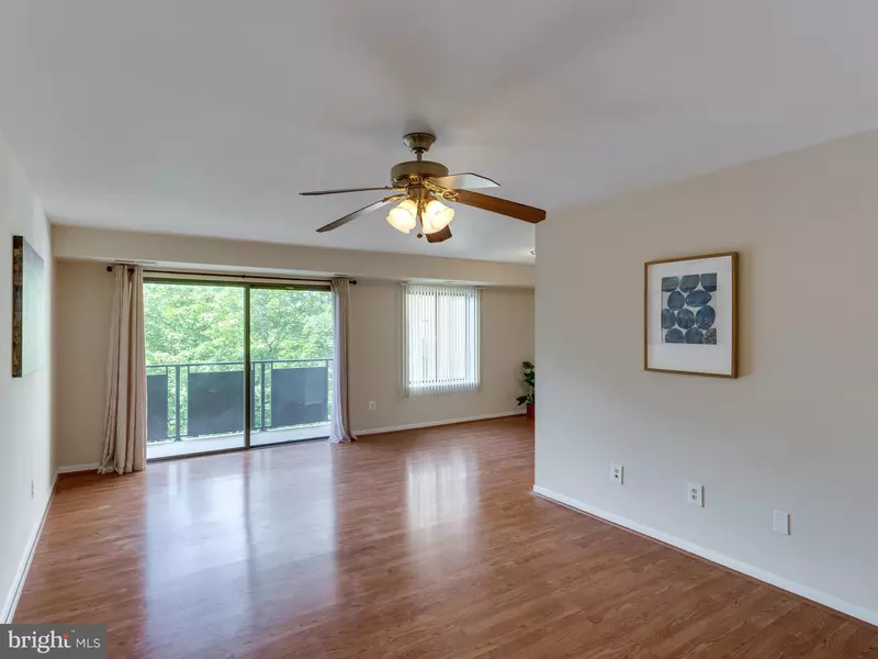 3101 MANCHESTER ST #418, Falls Church, VA 22044