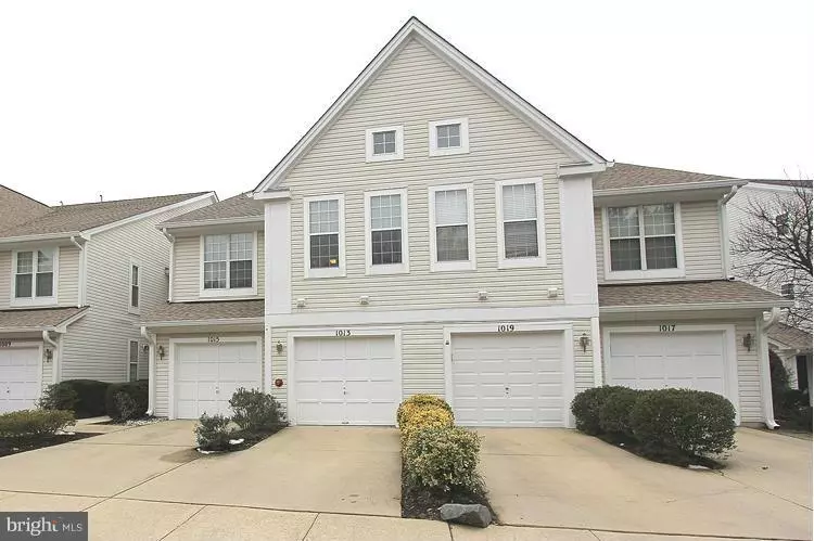 1013 HILLSIDE LAKE TER #1006, Gaithersburg, MD 20878