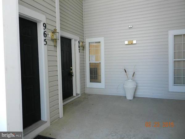 967 HILLSIDE LAKE TER #805, Gaithersburg, MD 20878