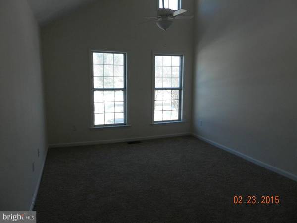 Gaithersburg, MD 20878,967 HILLSIDE LAKE TER #805