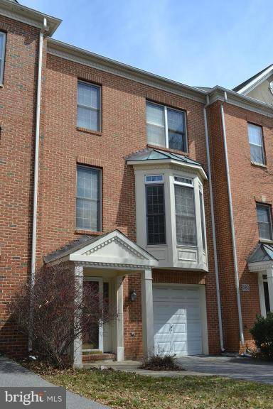 558 WINDING ROSE DR, Rockville, MD 20850