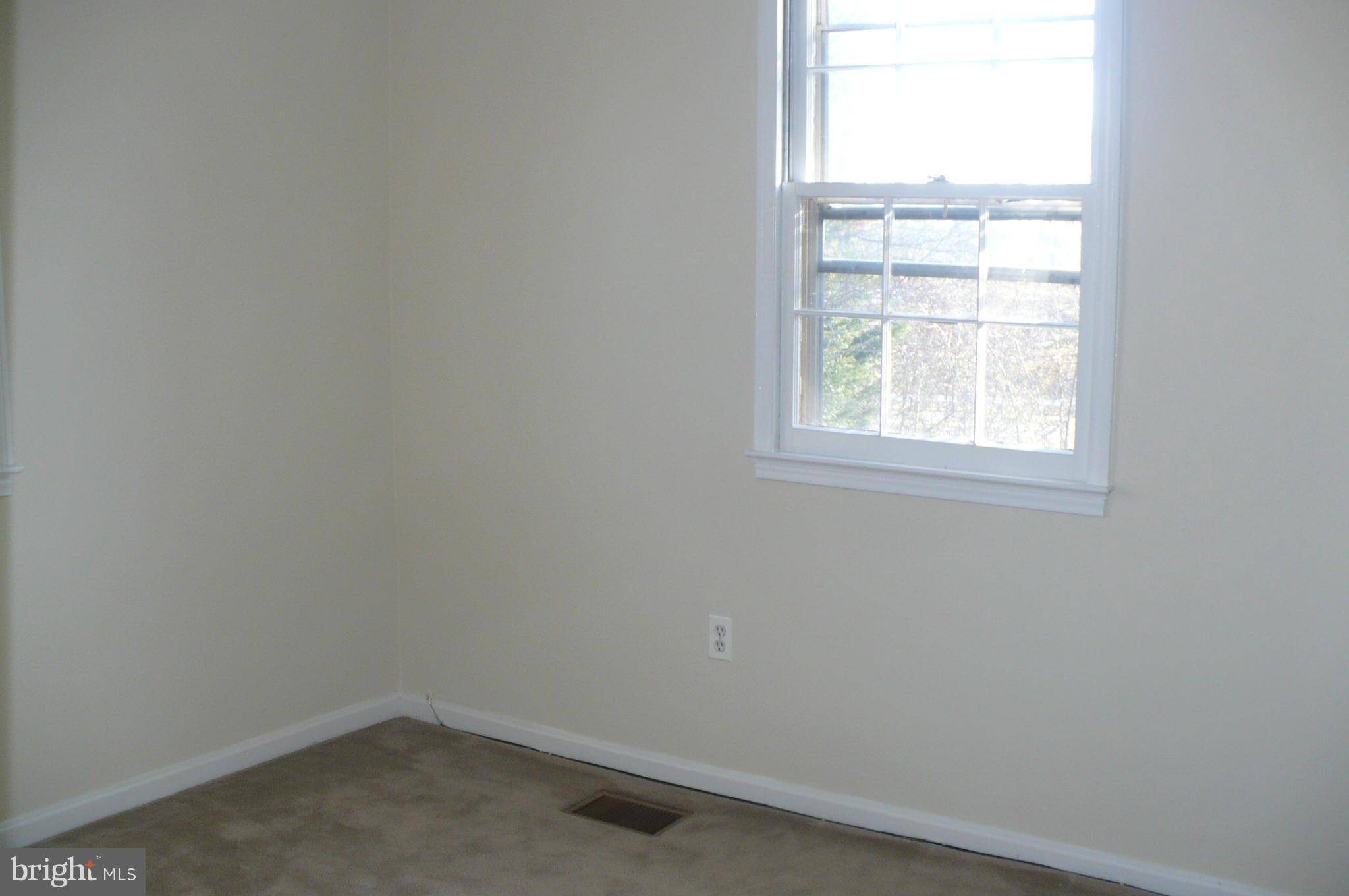 Gaithersburg, MD 20878,156 GOLD KETTLE DR