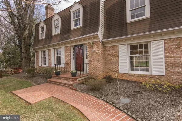 Potomac, MD 20854,11805 HAYFIELD CT