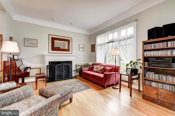 Bethesda, MD 20817,6723 HONESTY DR