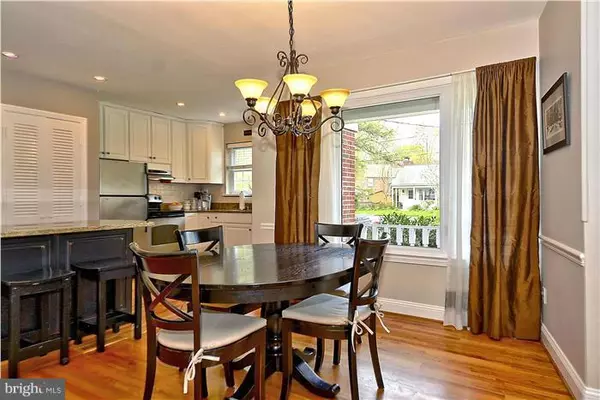 Kensington, MD 20895,9913 THORNWOOD RD