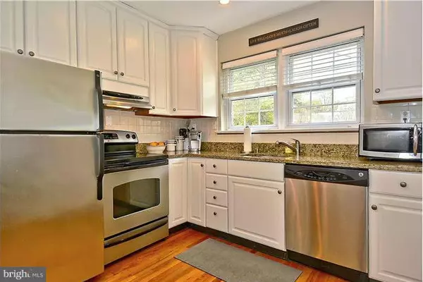 Kensington, MD 20895,9913 THORNWOOD RD