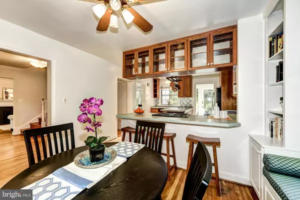 Chevy Chase, MD 20815,7211 ROLLINGWOOD DR