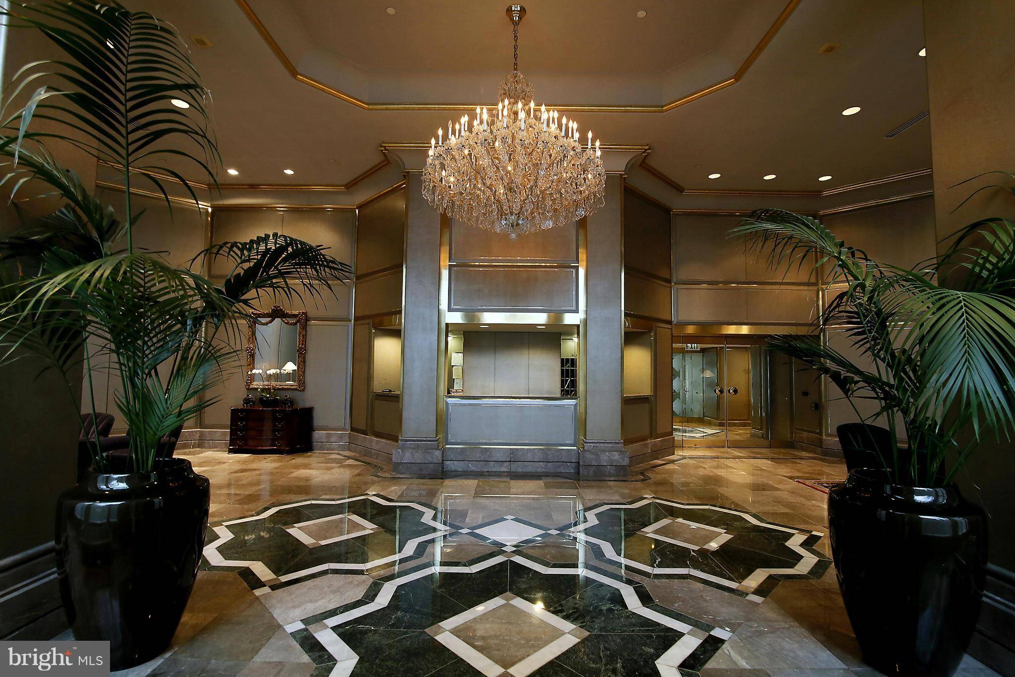 Chevy Chase, MD 20815,5610 WISCONSIN AVE #608
