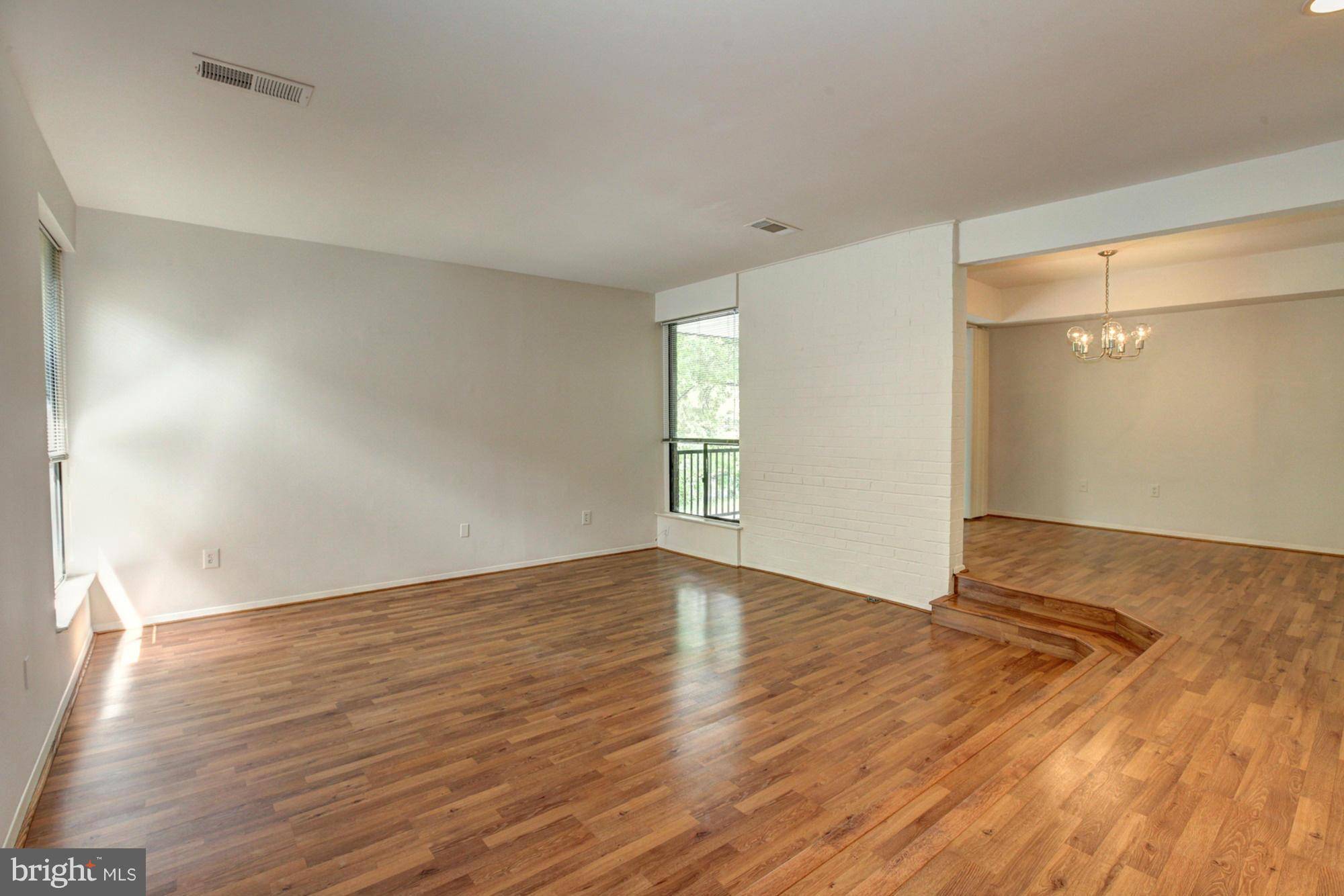 Silver Spring, MD 20902,2110 BONNYWOOD LN #3-301