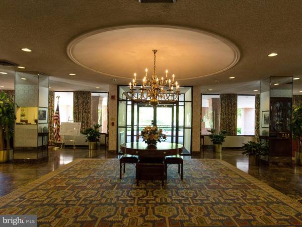 Chevy Chase, MD 20815,8101 CONNECTICUT AVE #S-407