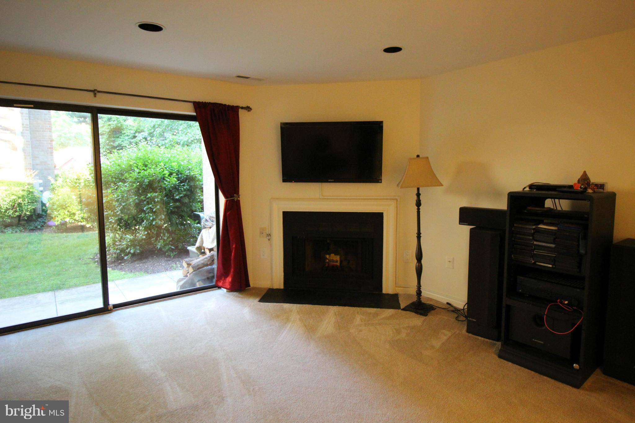 Bethesda, MD 20814,5147 DUDLEY LN #44