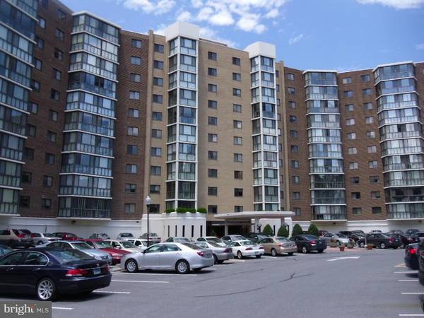 15115 INTERLACHEN DR #3-916, Silver Spring, MD 20906