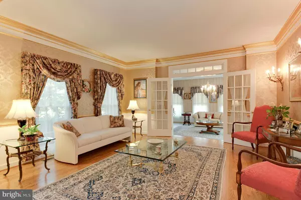 Potomac, MD 20854,13414 BISSEL LN