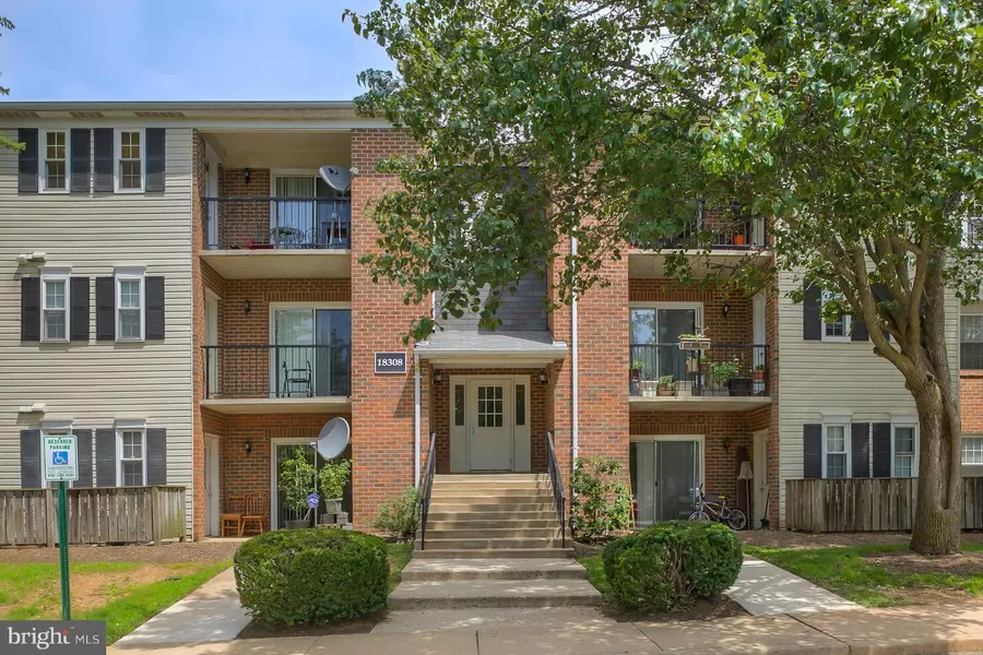 18308 STREAMSIDE DR #304, Gaithersburg, MD 20879