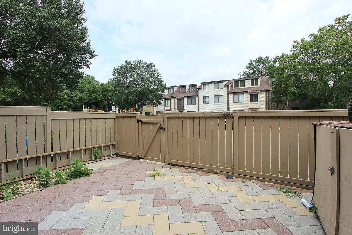 Montgomery Village, MD 20886,9937 FOREST VIEW PL