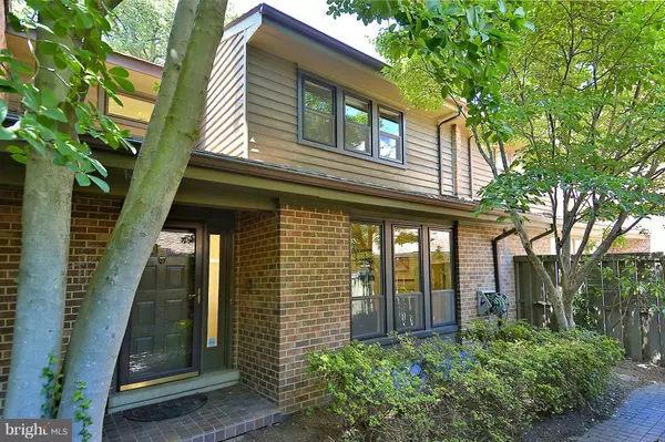 5353 STRATHMORE AVE, Kensington, MD 20895