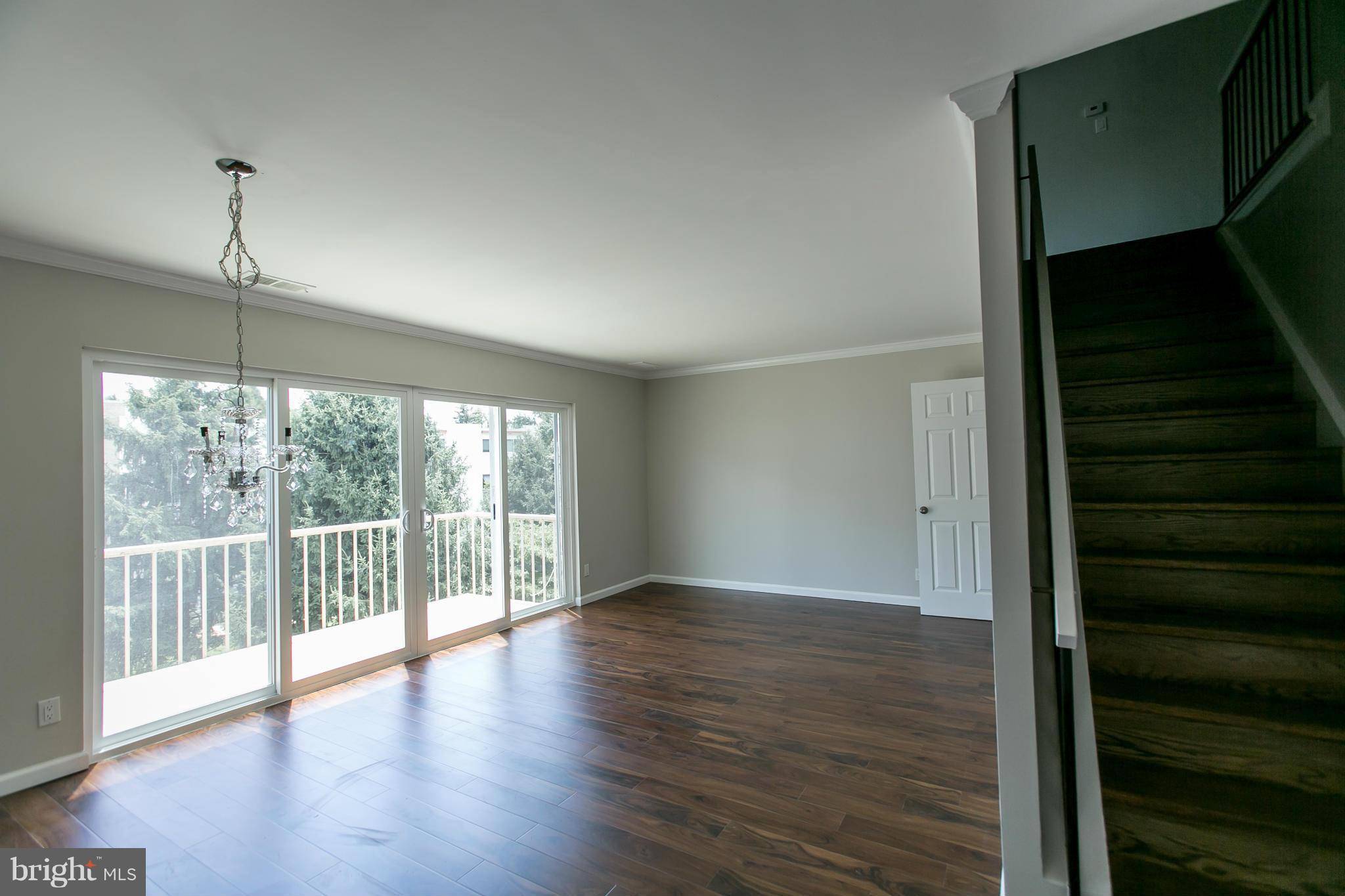 Kensington, MD 20895,3207 UNIVERSITY BLVD #21