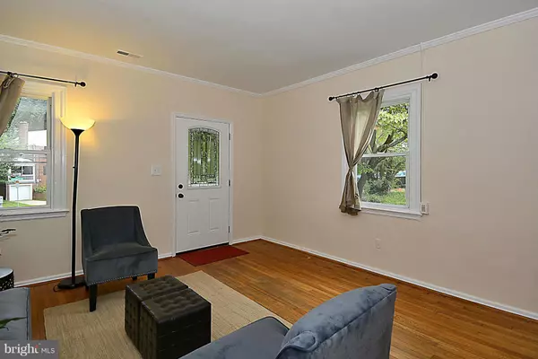 Silver Spring, MD 20910,613 WAYNE AVE