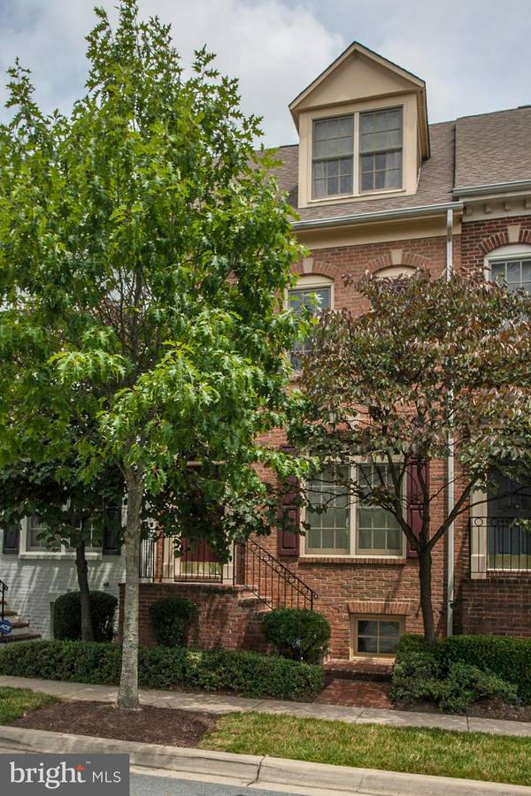 1106 OAK KNOLL TER, Rockville, MD 20850