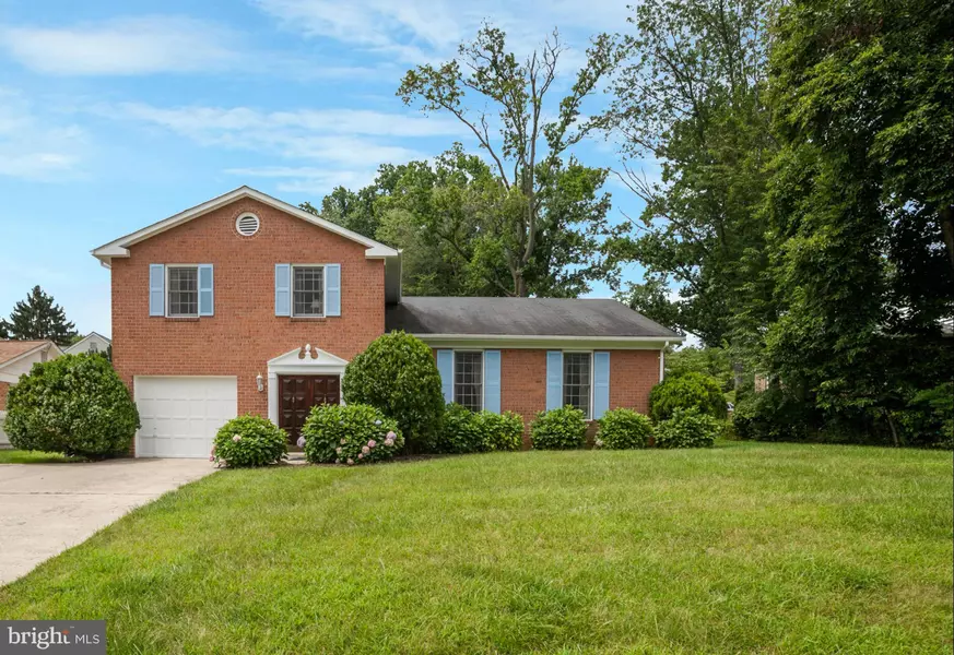 8836 TUCKERMAN LN, Potomac, MD 20854