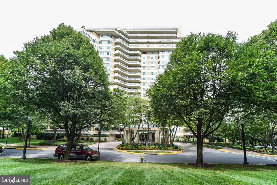 5600 WISCONSIN AVE #1-1604, Chevy Chase, MD 20815