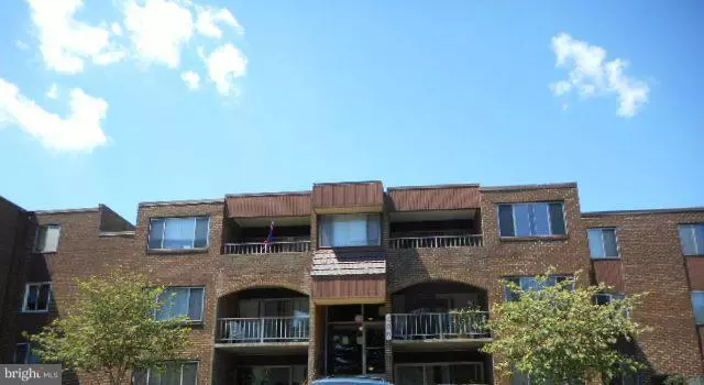 406 GIRARD ST #32, Gaithersburg, MD 20877