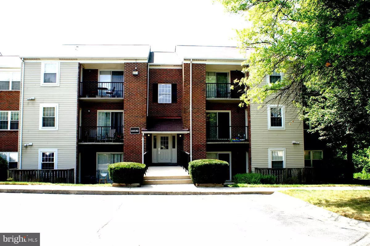 Gaithersburg, MD 20879,18330 STREAMSIDE DR #104