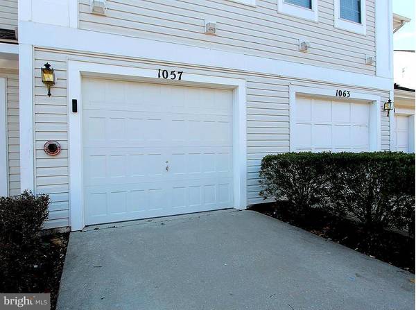 Gaithersburg, MD 20878,1057 HILLSIDE LAKE TER #1206