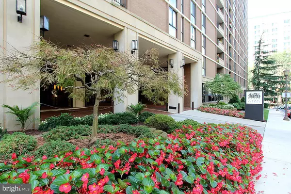 4620 PARK AVE #1008 -W, Chevy Chase, MD 20815