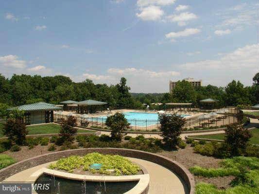 5225 POOKS HILL RD #1623S, Bethesda, MD 20814