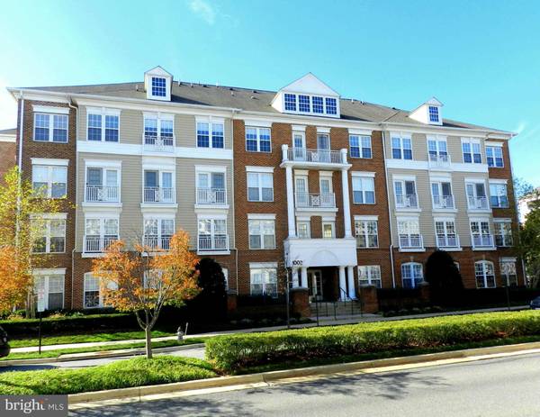 1002 ELMCROFT BLVD #401-R, Rockville, MD 20850