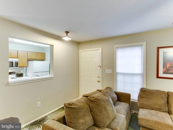 Gaithersburg, MD 20878,981 HILLSIDE LAKE TER #901