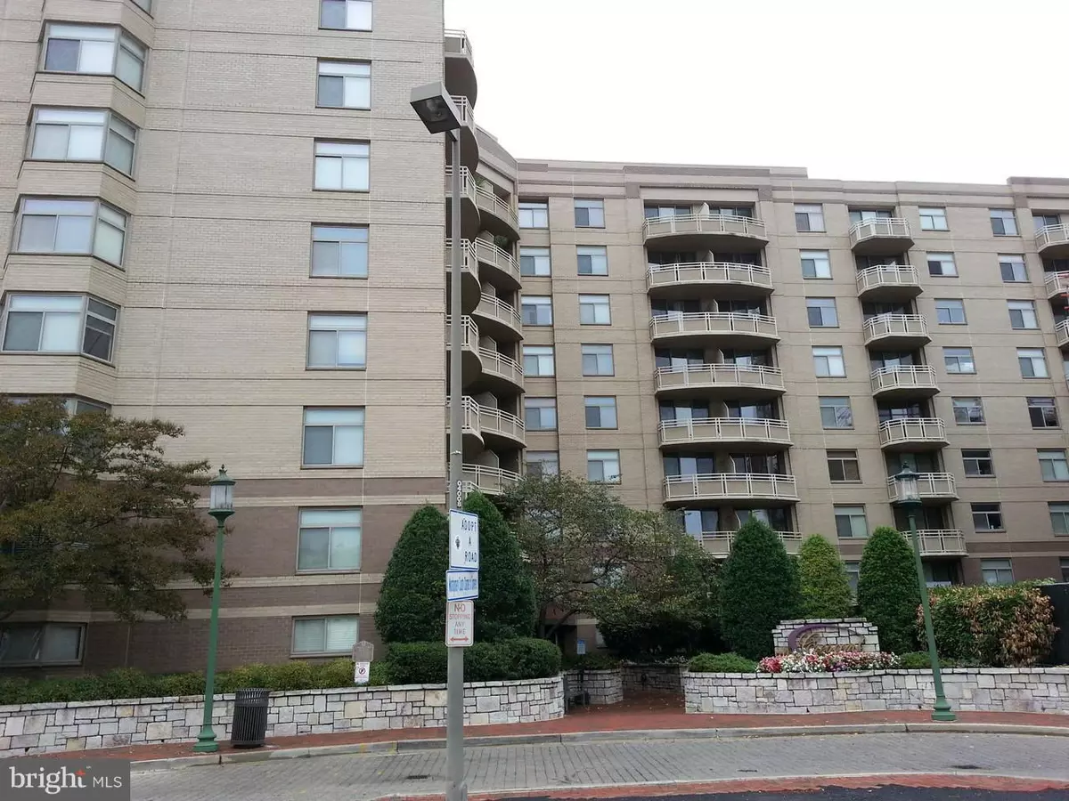 Bethesda, MD 20815,7111 WOODMONT AVE #514