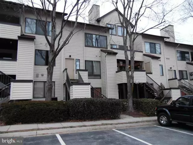 18422 BISHOPSTONE CT #313, Gaithersburg, MD 20886