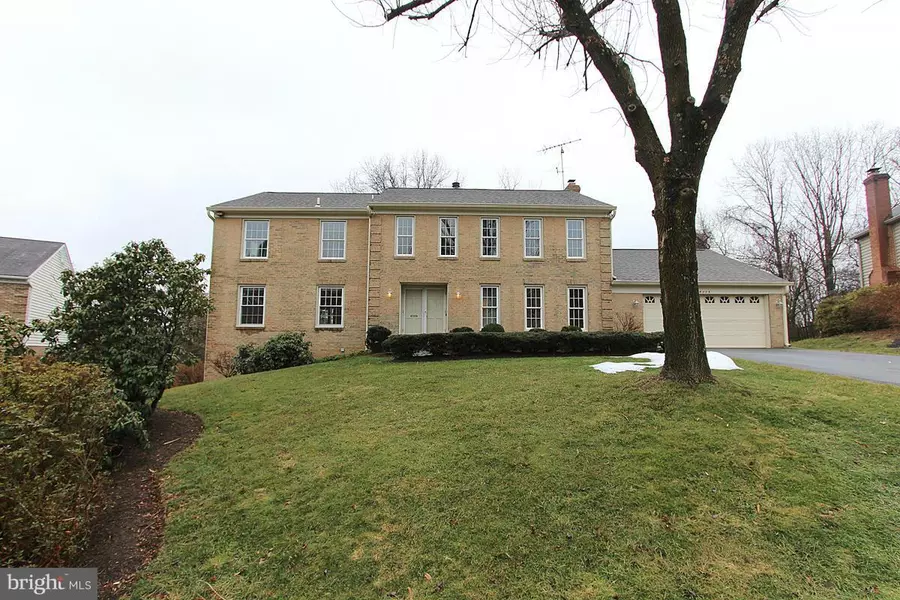 8306 SNUG HILL LN, Potomac, MD 20854