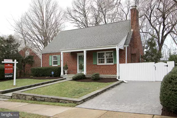 Kensington, MD 20895,4403 WESTBROOK LN