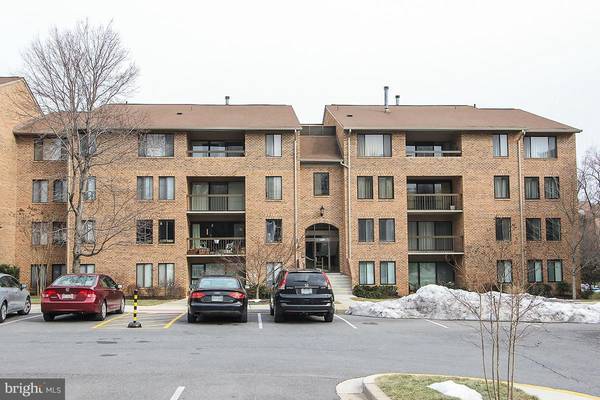 11319 COMMONWEALTH DR #302, Rockville, MD 20852