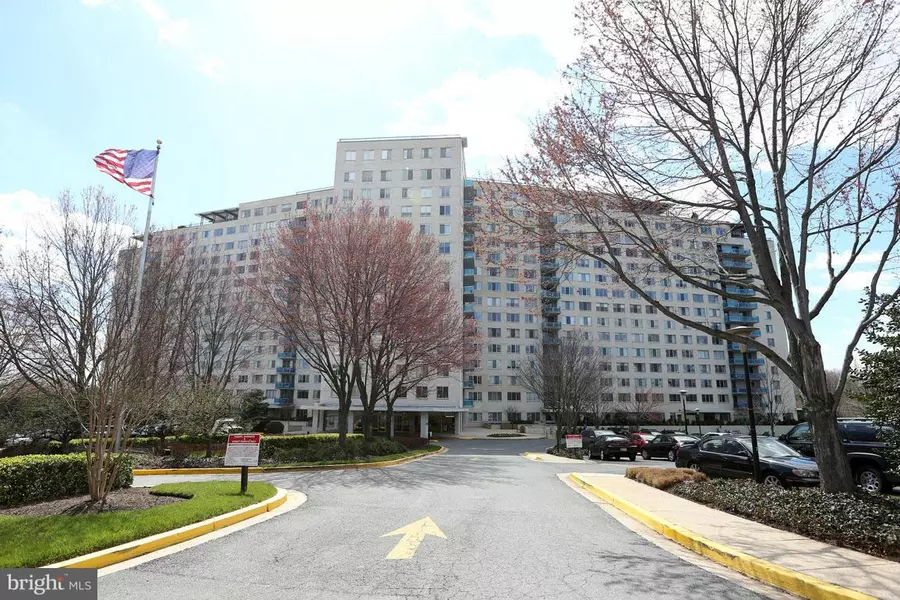 10500 ROCKVILLE PIKE #1613, Rockville, MD 20852