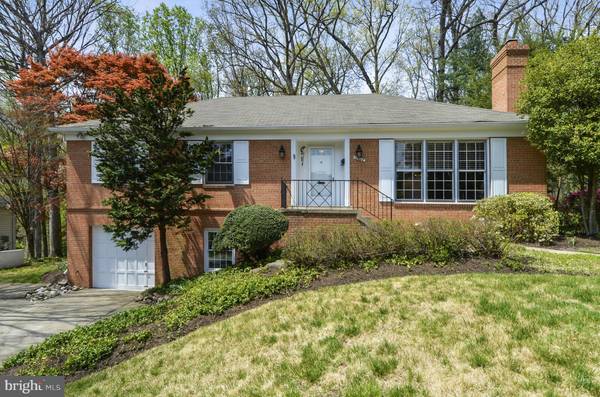 12026 WHIPPOORWILL LN, Rockville, MD 20852