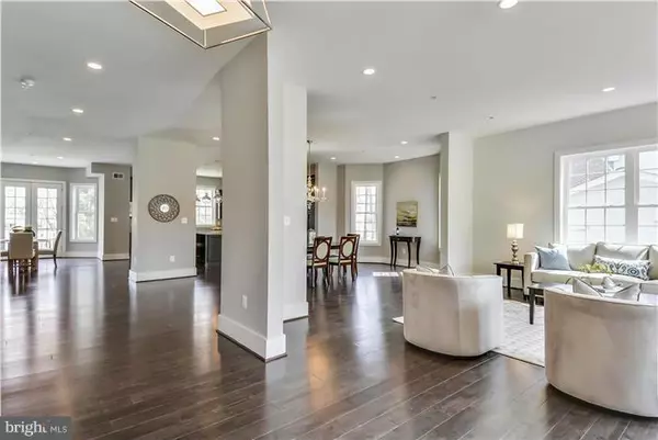 Kensington, MD 20895,4307 CLEARBROOK LN